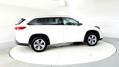 Blizzard Pearl 2019 Toyota Highlander Limited