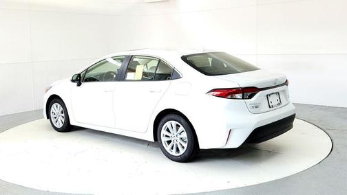 Wind Chill Pearl 2026 Toyota Corolla Hybrid XLE