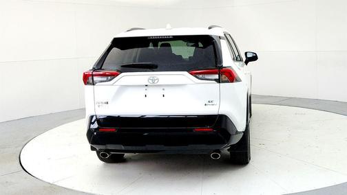 Ice Cap 2025 Toyota RAV4 Hybrid SE