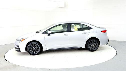 Classic Silver Metallic 2026 Toyota Corolla SE