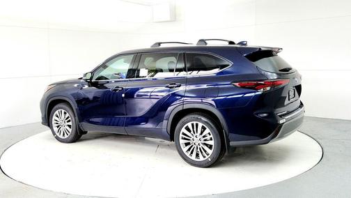 Blueprint 2026 Toyota Highlander Platinum