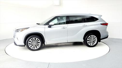2023 Toyota Highlander Platinum