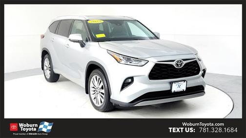 2023 Toyota Highlander Platinum