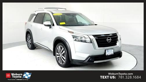 2022 Nissan Pathfinder Platinum 4WD