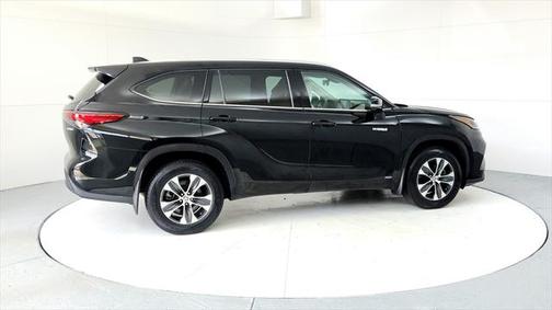 2020 Toyota Highlander Hybrid XLE