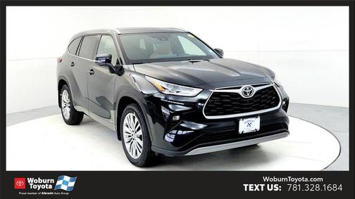 Midnight Black Metallic 2026 Toyota Highlander Hybrid Platinum