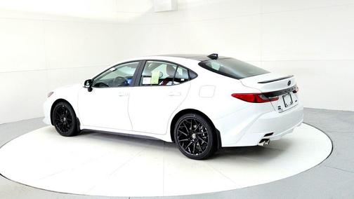 Wind Chill Pearl 2026 Toyota Camry XSE