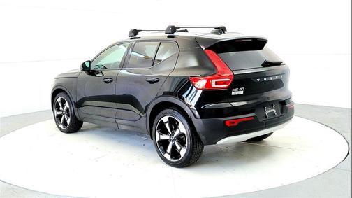 Black Stone 2021 Volvo XC40 T5 Momentum
