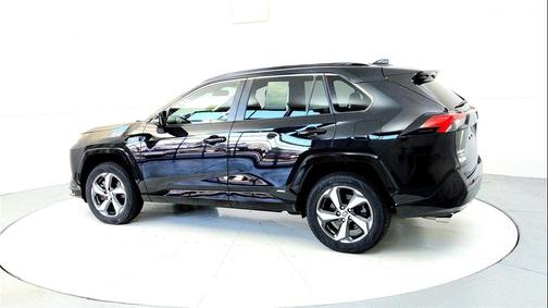 2022 Toyota RAV4 Prime SE