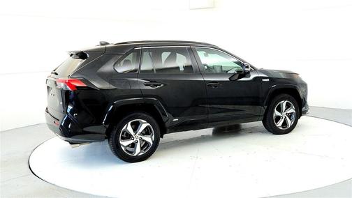 2022 Toyota RAV4 Prime SE