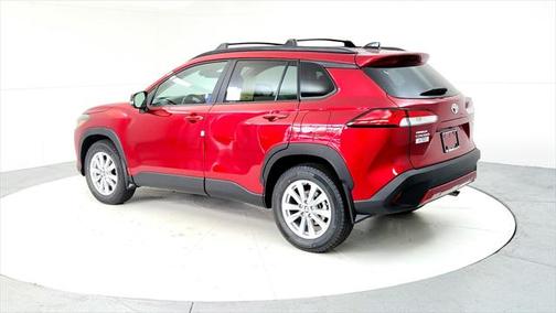 2025 Toyota Corolla Cross LE