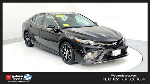 2022 Toyota Camry SE