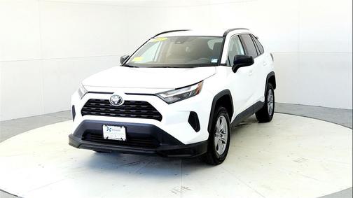 2025 Toyota RAV4 Hybrid SE