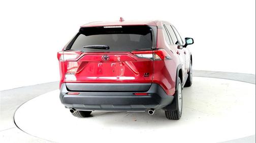 Ruby Flare Pearl 2022 Toyota RAV4 LE