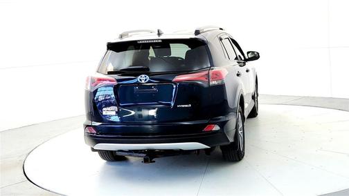 2018 Toyota RAV4 Hybrid LE