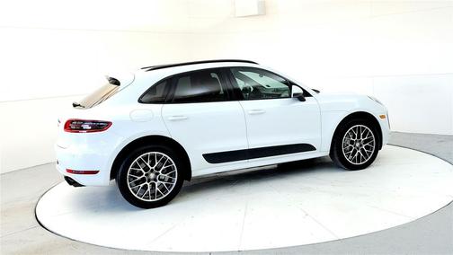 2016 Porsche Macan S