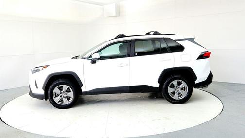 Ice Cap 2023 Toyota RAV4 XLE