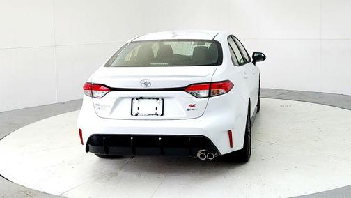 Wind Chill Pearl 2026 Toyota Corolla Hybrid SE