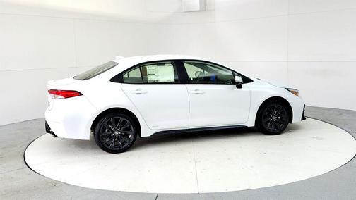 Wind Chill Pearl 2026 Toyota Corolla Hybrid SE
