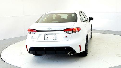 Ice Cap 2026 Toyota Corolla Hybrid SE