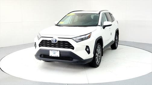 2022 Toyota RAV4 Hybrid XLE Premium