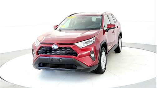 2019 Toyota RAV4 Hybrid XLE