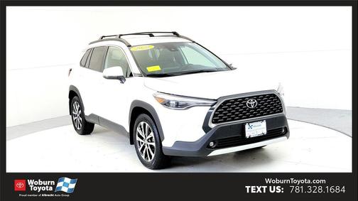 2022 Toyota Corolla Cross XLE