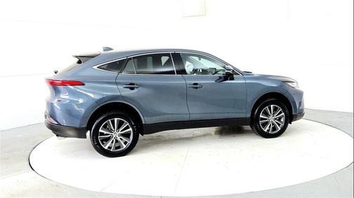 2024 Toyota Venza LE