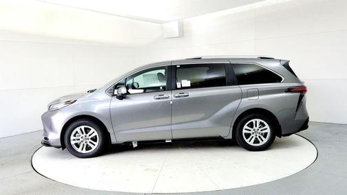 Heavy Metal 2026 Toyota Sienna Limited