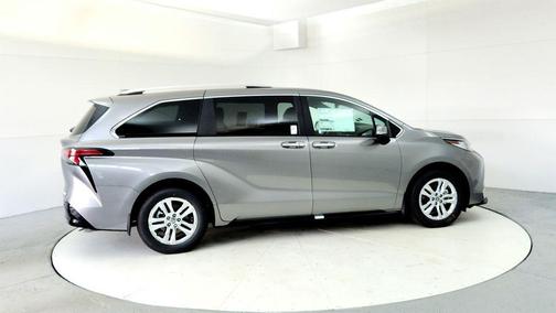 Heavy Metal 2026 Toyota Sienna Limited