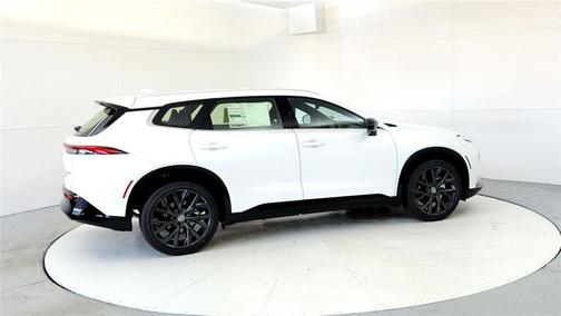 Oxygen White 2026 Toyota Crown Signia Limited