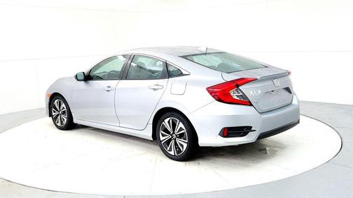 Lunar Silver Metallic 2016 Honda Civic EX-L