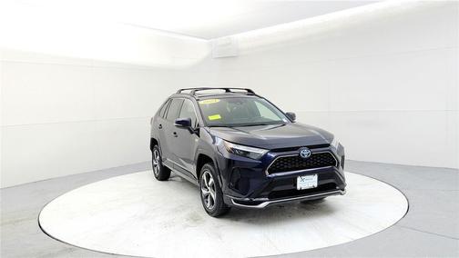 2024 Toyota RAV4 Prime SE