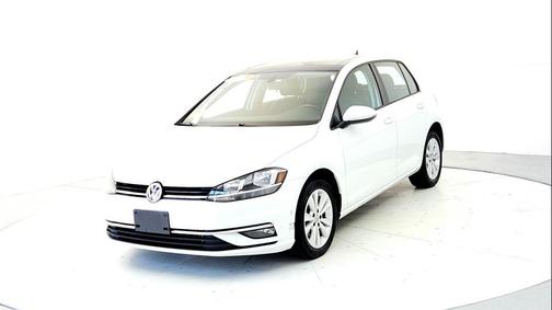 2018 Volkswagen Golf TSI SE