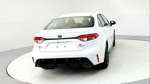 2024 Toyota Corolla Hybrid SE