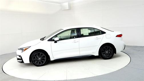 2024 Toyota Corolla Hybrid SE