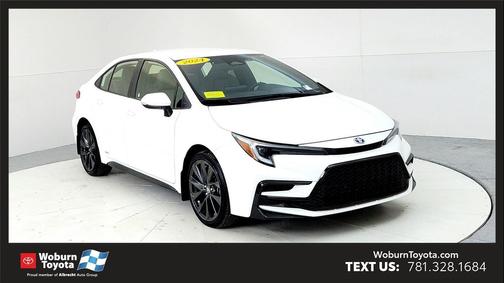 2024 Toyota Corolla Hybrid SE