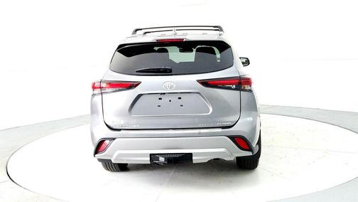 Heavy Metal 2026 Toyota Highlander Platinum