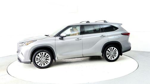 Heavy Metal 2026 Toyota Highlander Platinum