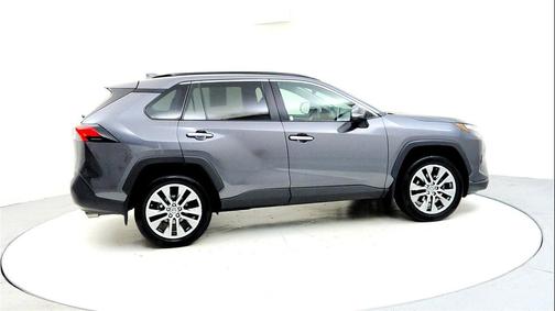 2022 Toyota RAV4 Limited