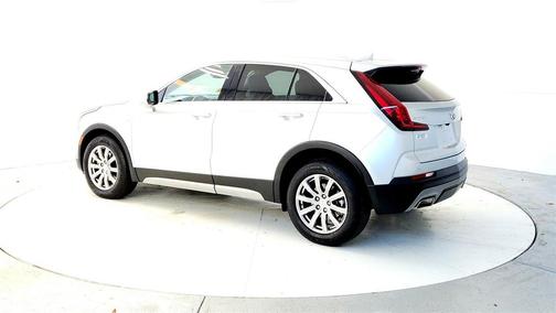 2021 Cadillac XT4 Premium Luxury