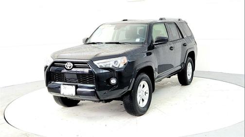 Midnight Black Metallic 2024 Toyota 4Runner SR5