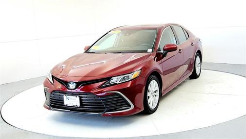 2022 Toyota Camry LE