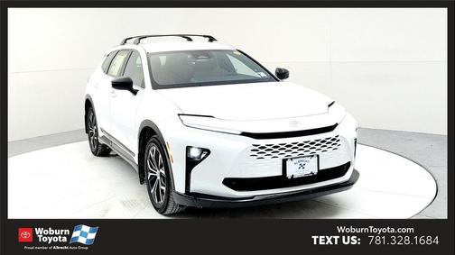 2026 Toyota Crown Signia XLE