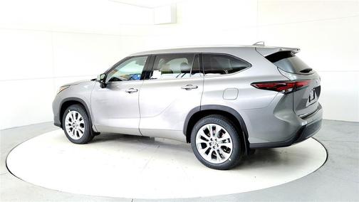 Heavy Metal 2026 Toyota Highlander Hybrid Limited