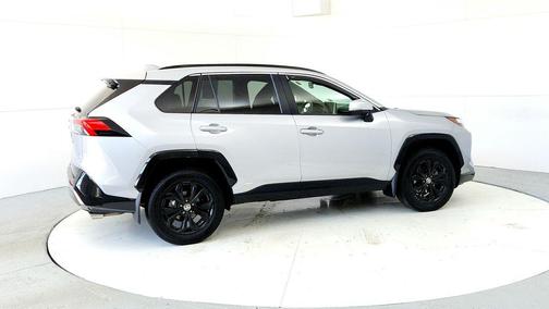 Silver Sky Metallic 2024 Toyota RAV4 Hybrid SE