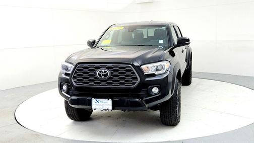 Midnight Black Metallic 2022 Toyota Tacoma TRD Off Road