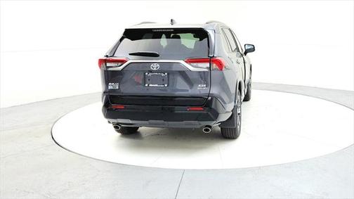 2025 Toyota RAV4 Hybrid SE