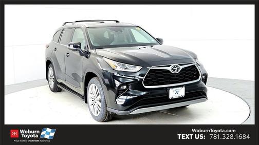 Midnight Black Metallic 2026 Toyota Highlander Hybrid Platinum