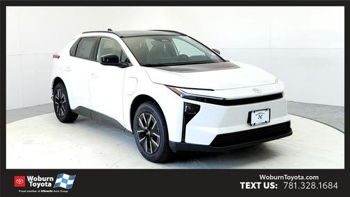 Wind Chill Pearl 2026 Toyota bZ XLE